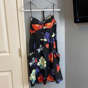 Floral American Eagle Dress with Pockets Size Medium